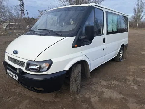 Продам ford транзит 2004 г. в хорошем состоянии на ходу, объём 2л. турбодизель. не гнилая, новая рез... - фотография