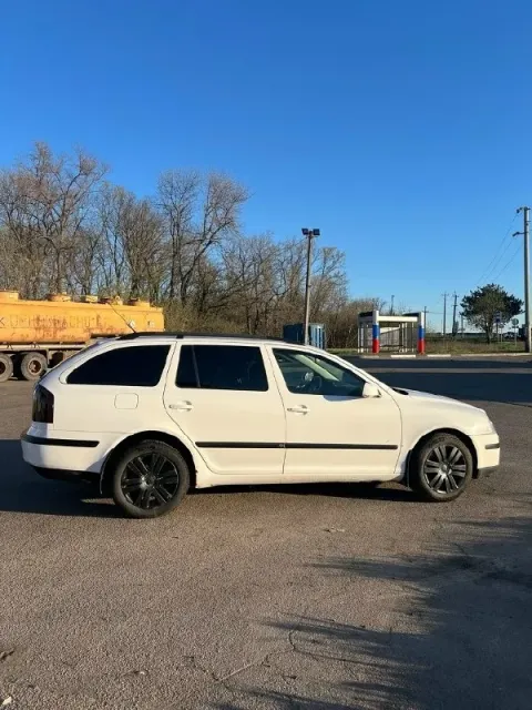 Продам skoda octavia a5, 2006 г. в. — 250 000 ₽ продаётся skoda octavia a5 2006 года, мотор 1.9 tdi... - фотография