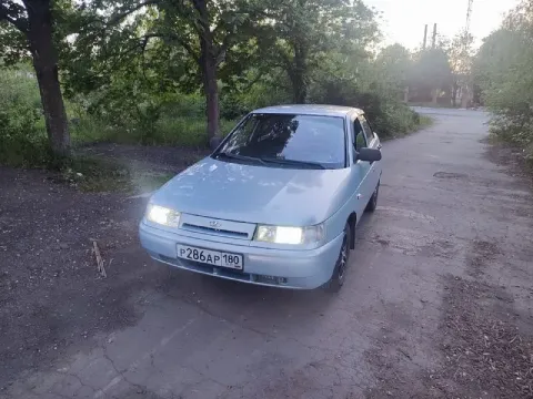 Продам ваз 2110 2005 года, двигатель 1.6. машина обслужена, на данный момент вложений не требует. ав... - фотография