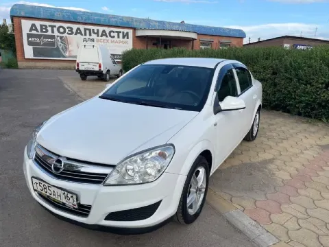 Opel astra h - 2011 год, седан, 1.8 бензин, механика, прочитайте всю информацию про автомобиль внима... - фотография