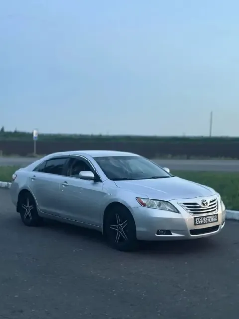 Продам toyota camry 2008 года цена-880.000 рублей(торг) пробег 242 тыс км двигатель 2.4 коробка -обы... - фотография