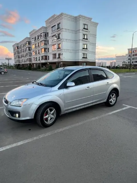 В продаже ford focus 2006 г. в.мотор 1.8 бензин в отличном состоянии недавно заменена цепь, свечи, к... - фотография