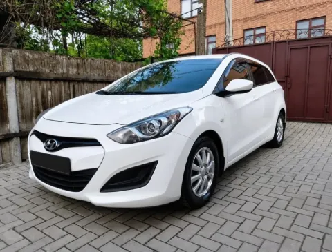 Продам hundai i30, 2013года, автомат, авто в идеальнейшем состоянии, не бит, не крашен 💯 процентов,... - фотография