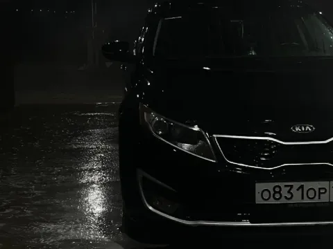 Киа оптима гибрид 2012 2.4 автомат двс не дымит хорошая комплектация. Панорама климат только заправи... - фотография