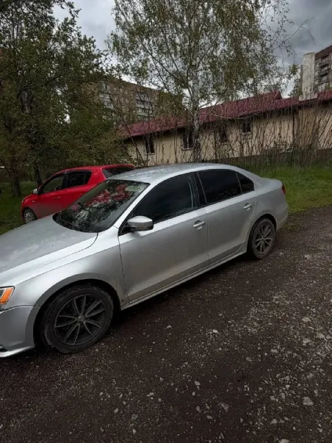 🚘 продам надежный volkswagen jetta 2.0 at usa 🚘 💰 цена: 1 100 000 ₽ (торг у капота) 📅 год выпуска: 2... - фотография