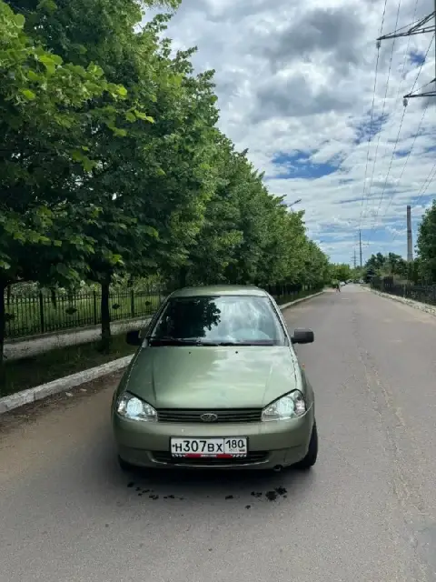 Ваз kalina 2010 на газу!! Универсал! Мотор 1.4 (16кл) эур продам калину на отличном ходу!! Мотор раб... - фотография
