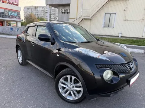 Nissan juke, 2012 г. двигатель 1.6л бензин, передний привод. родной пробег —167 000 км. автомобиль в... - фотография