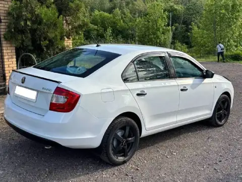 Цена: 850 000₽ торг
В продаже skoda rapid
Год: 2015. Объем двигателя 1.6
«Не из под такси»✅
Кпп - ме... - фотография