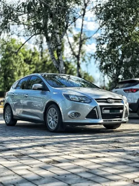 Продам ford focus 3 максимальная комплектация titanium. 2012г, бензин, мотор 2.0 на 150 лс, пробег 2... - фотография