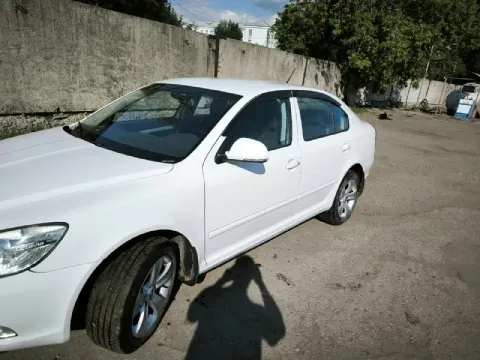 Продается skoda а5 2012 года пробег 178 тыс. двигатель 1.4 tsi. осмотр донецк - макеевка состояние с... - фотография