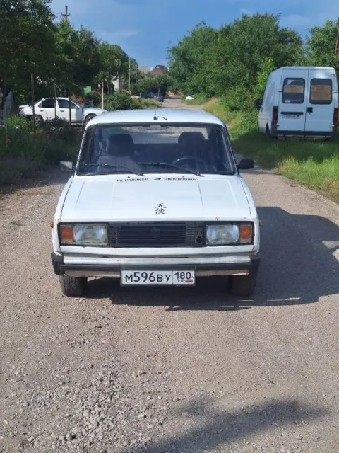 Продам обмен ваз 2105 год 1991 1,5 карб коробка 5 ступка покузову на 5 по мотору, коробке, по ходово... - фотография