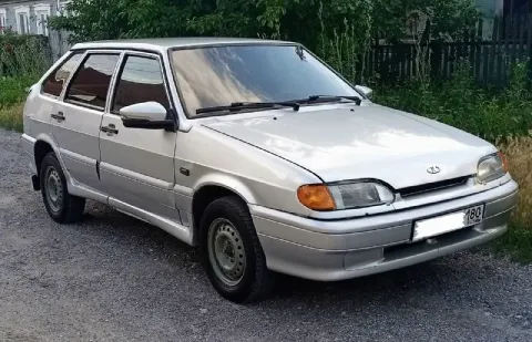 Продам ваз 2114 2007 год выпуска автомобиль в хорошем состоянии двигатель коробка ходовая всë в поря... - фотография