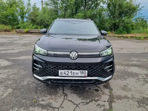 Volkswagen tiguan 2.0 tsi сборка ноябрь 2024г выехала из салона в апреле 2025г недавно сделано второ... - фотография