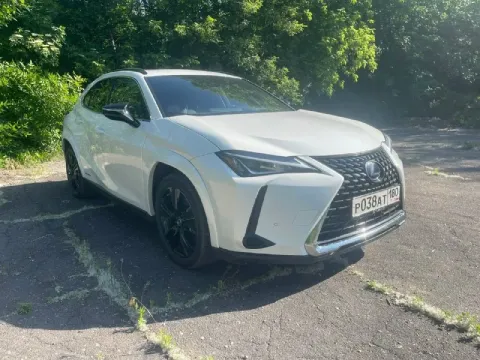 ▎общие характеристики: • модель: lexus ux 250h • год выпуска: 2021 • тип кузова: кроссовер • цвет: б... - фотография