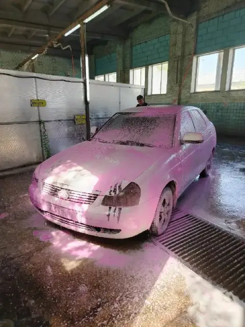 Ваз приора 2011года выпуска. Автомобиль в рабочем состоянии. Машина без дтп, в заводском окрасе. По ... - фотография