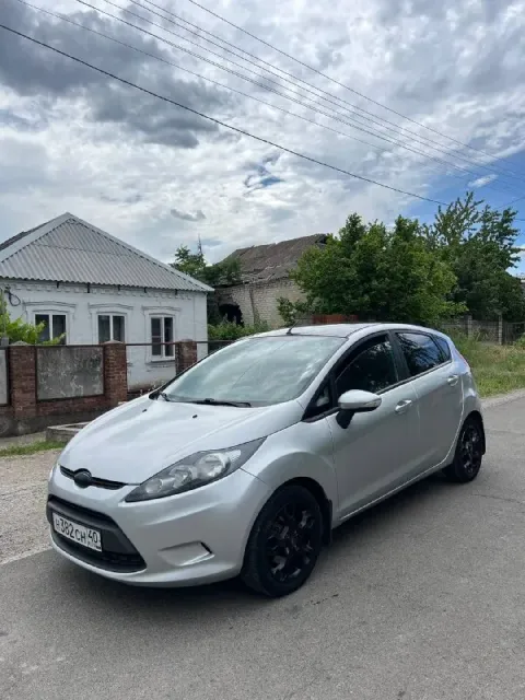 Продам ford fiesta mk6 год: 2008 родной пробег: 155тыс двигатель 1.4 бензин 100лс работает тихо и ро... - фотография