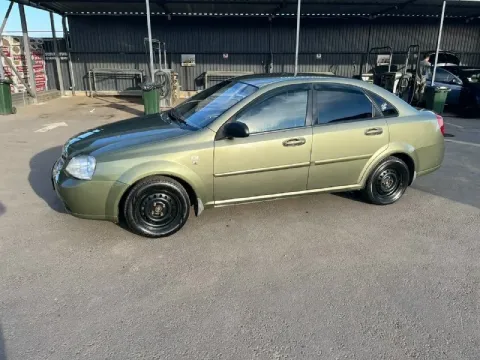 Продам chevrolet лачетти ( chevrolet lacetti) 2006г. Мотор 1.6 на механике. Газ евро 4(газ вписан) м... - фотография