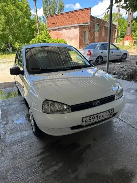 Калина 2009год
Цена 330
На полном ходу кондиционер работает
Номер +79495111685 - фотография