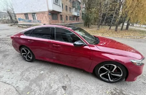 Продам honda accord sport 2018 1.5 turbo 🚗 продаётся honda accord x 1.5 turbo 🚗 📅 год выпуска: 2018... - фотография