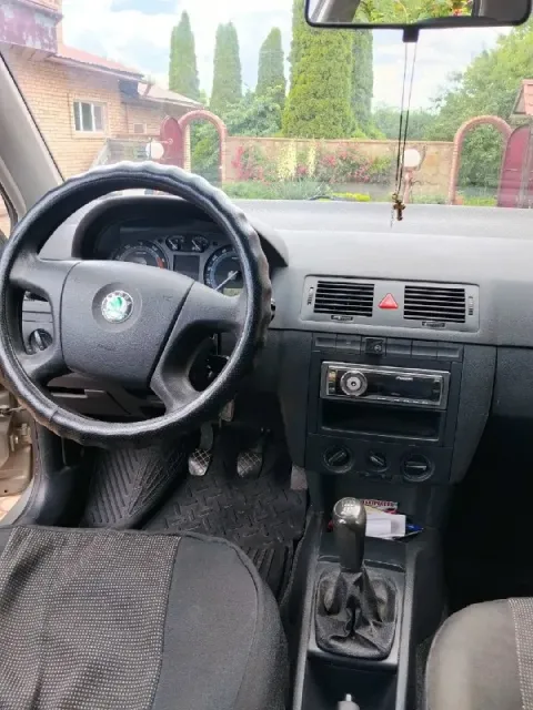 Автор: продаю автомобиль skoda фабия,2007 года выпуска, пробег 218 тыс. Км. Состояние агрегатов хоро... - фотография