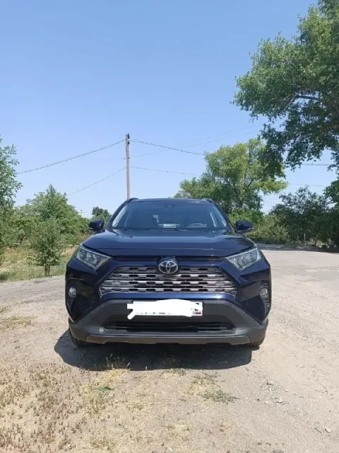 Продам переднеприводный автомобиль тойота rav 4 лимитед, 2019 г. , 5-е поколение, 205 л, пробег 7756... - фотография