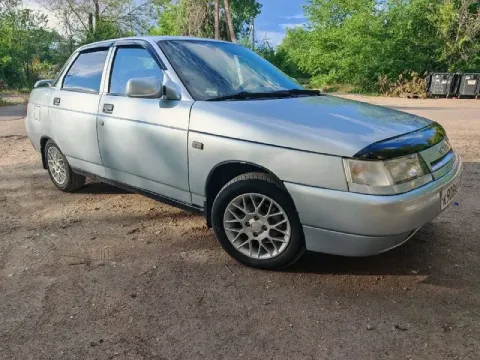 Продам ваз 2110
Красивая ухоженная машина
Двигатель 1.5 чувствует себя хорошо
Кпп без хрустов и выле... - фотография