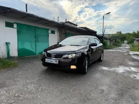 Продам kia cerato 2010 г. В. !
Мотор 1.6 акпп 6 ст. !4 эсп, кондиционер(заправлен, холодит отлично)!... - фотография