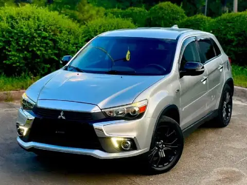 🔤🔤 Mitsubishi asx 2018 года с родным пробегом 119.000км, один хозяин, мотор 2.0 бензин, автомат, пол... - фотография