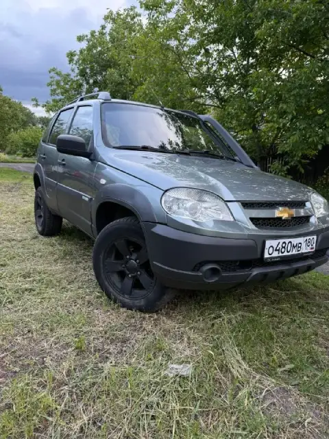 Срочно продам chevrolet niva
- Год: 2015
- Пробег: 126.000
- 3 Владельца
- Родной окрас
- Шноркель
-... - фотография