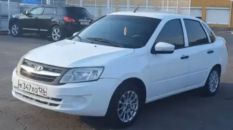 Продам lada granta,
2014Г. В
Авто с зеленой автотекой!
Комплектация с кондиционером,
(Abs) электра у... - фотография