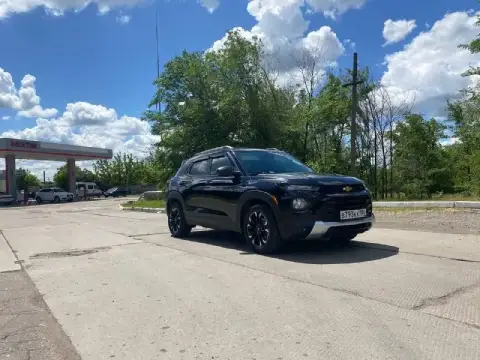 Продам chevrolet trailblazer 2020 год мотор 1.3t коробка автомат, пробег 97 тысяч км, цена 1.850₽ ав... - фотография