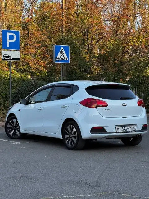 Kia ceed jd 2013 г. В. 1. 6 мкпп
Авто в очень хорошем состоянии!!! Идеальной техникой и хорошей авто... - фотография