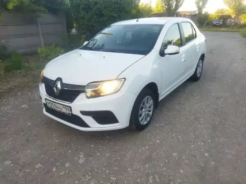 В продаже renault логан 2021,1.6,, газ евро4, владелец по документам, енакиево, пробег 105, кондицио... - фотография
