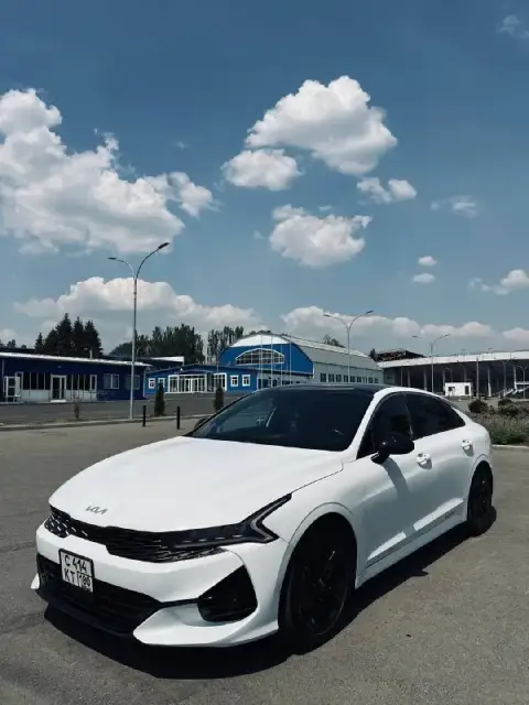 Продам личный автомобиль kia k5
2022 Года выпуска
Комплектация gt-line
Двигатель: бензин 1.6t 180 л/... - фотография