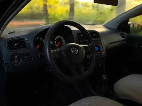 Продается фольц поло 2016 года 1.6 механика/volkswagen polo 2016 1.6 mt
Мотор ровно работает, без ды... - фотография