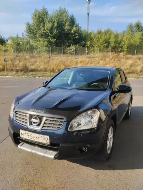 Продам ниссан кашкай. Машина полностью на ходу без всяких вложений. 2008 год. Двигатель 2.0 на механ... - фотография
