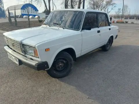 Продам ваз 2107, 2004г
Пробег 79000км
В исправном техническом состоянии.
Кузов некрашен и не варен, ... - фотография