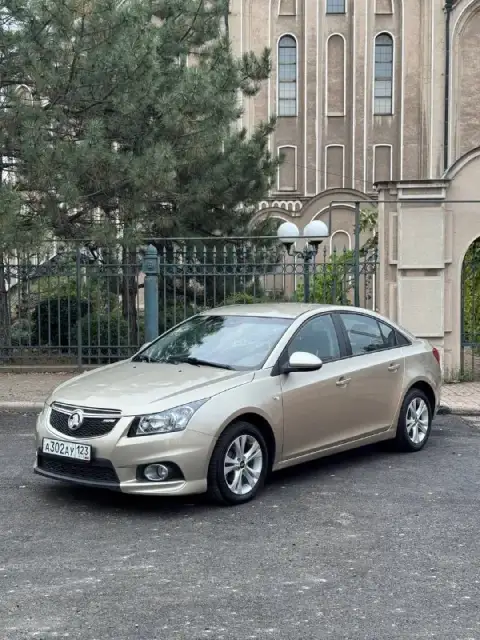 Продается chevrolet cruze 2012 год 1.6 мкпп -пробег 195.000 км родной 100% подтвержден автотекой
Цен... - фотография