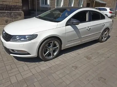Volkswagen passat 2013 г. Пробег 160000 км. 1,8 т. 185 лошадок.
Все работает сделан антихром, колеса... - фотография