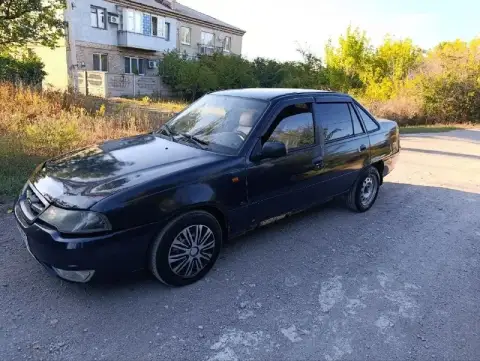 Продам daewoo nexia,2009г. В, машина полностью на ходу сел и поехал, двигатель 1500см3 работает хоро... - фотография