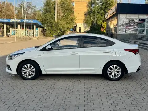 Hyundai solaris
2017 Год
Двигатель 1.6 бензин
Коробка автомат
Родной пробег 71 тыс. Км

Состояние но... - фотография