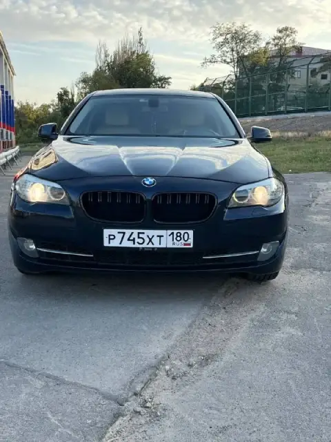 Продается автомобиль bmw f10 520i 2013г. В. Кузов автомобиля в шикарном состоянии, без дтп, имеются ... - фотография