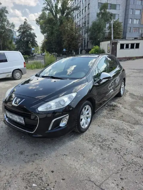 Peugeot 308 1,6 at, 2011год.
Г. Донецк

Продам личный автомобиль, технически исправен. По мотору мен... - фотография