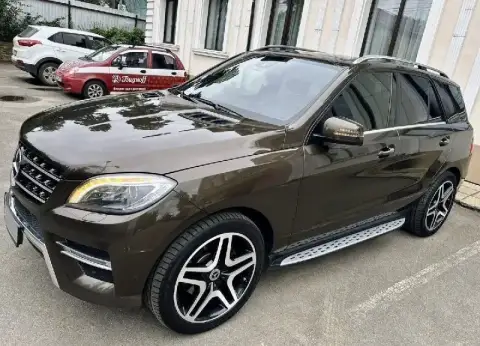 Мерседес ml300 amg 2015г. В.
Двиг. 3.5 бенз м276
Автомобиль покупался новым у дилера в июне 2015 год... - фотография