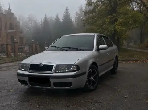 Продаю skoda octavia tour 2009 года. 1.4 очень экономичный, не троит и не дымит. Коробка механика, п... - фотография
