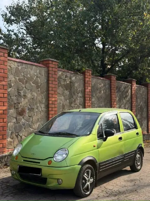 Daewoo matiz, 2006 год
Компактный и экономичный автомобиль с автоматической коробкой передач. Отлич... - фотография - 1