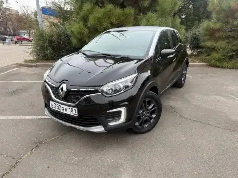 Renault kaptur, 2022 restyling, 1.3 ат(150 л. С. ) 65000 км. Состояние нового авто,  , без единого д... - фотография