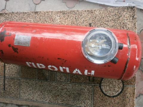Продам б/у газовый баллон для авто, на 60 литров стоял на газели. В хорошем состоянии, пол баллона г... - фотография
