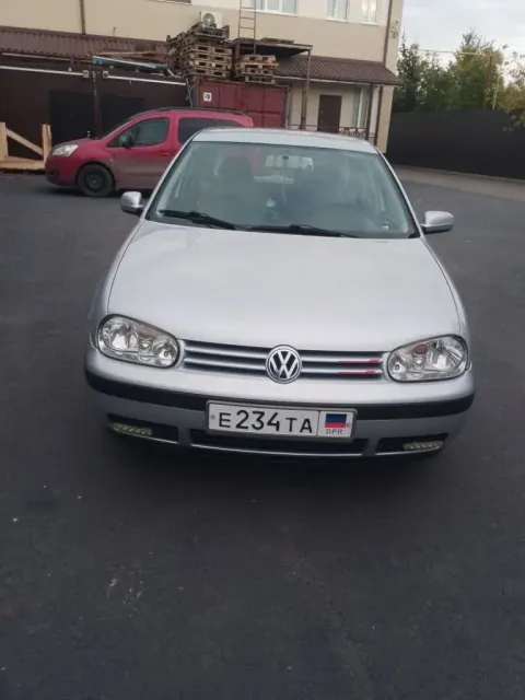 Продаю отличный автомобиль марки volkswagen golf 4.год выпуска 2001.пробег родной 184 590 км. коробк... - фотография