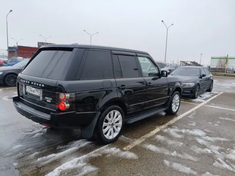 Продается авто марки land rover модель range rover 2009г. выпуска - авто с абсолютно зелёной автотек... - фотография